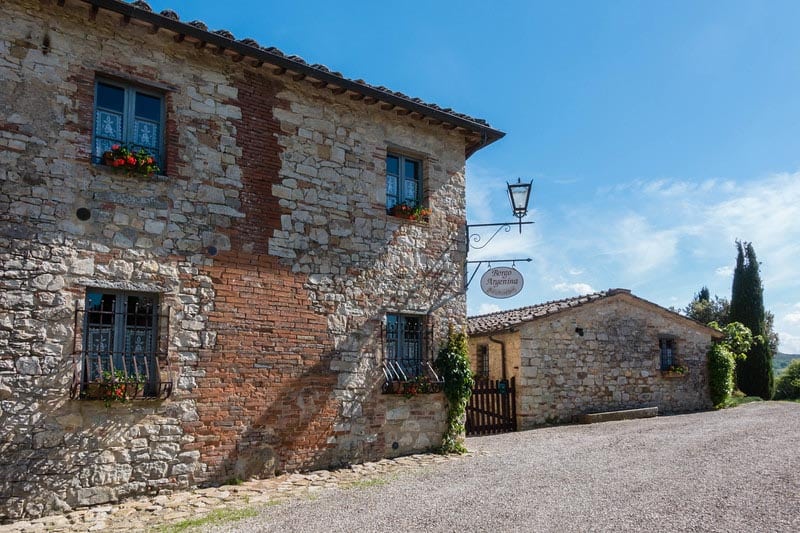 Tuscany villa entrance