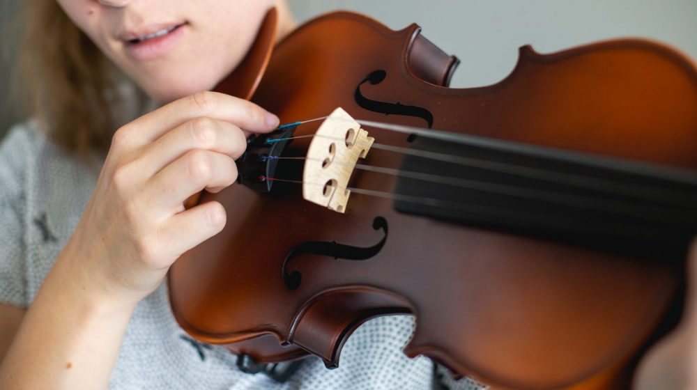 woman-violin-2